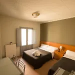 Apartament Center Plaza Figueres (Girona)