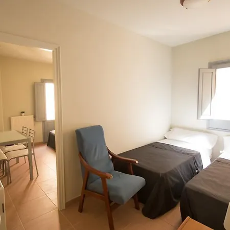 Center Plaza Apartman Figueres
