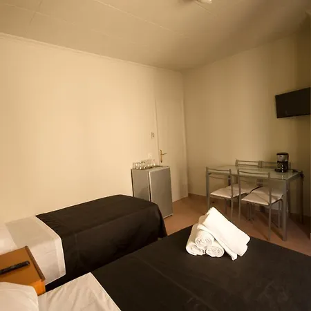 Center Plaza Apartman Figueres
